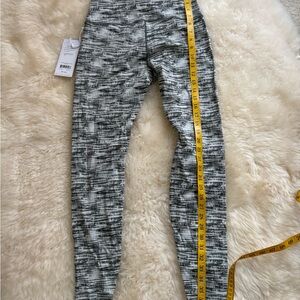 NWT TAVI NOIR  ' Black and White Patterned Leggings